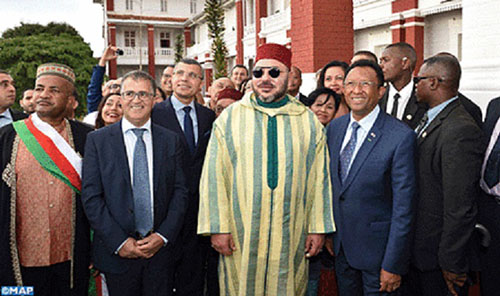 HM the King Visits ‘Les thermes’ Hotel Where Late King Mohammed V Stayed in Exile
